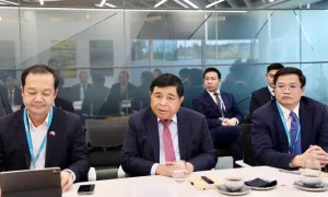 Phó thủ tướng đề nghị tập đoàn bán dẫn Anh mở trung tâm R&D tại Hòa Lạc Phó thủ tướng đề nghị tập đoàn bán dẫn Anh mở trung tâm R&D tại Hòa Lạc